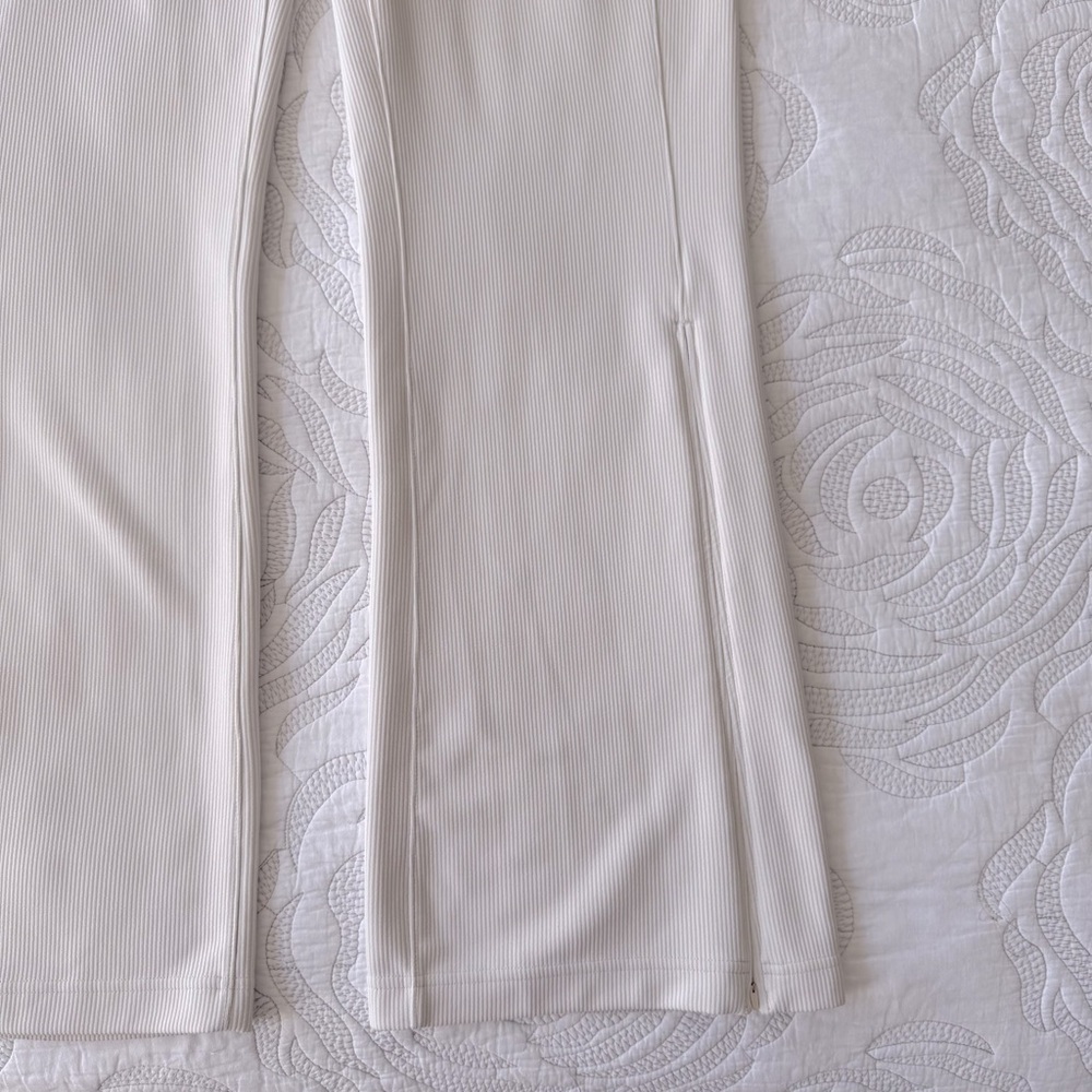 Lululemon - Ribbed Softstreme Flared Pant - Bone - Picture 5 of 13
